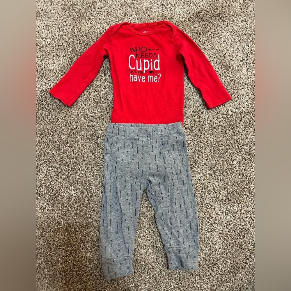 Carter's Red Baby Outfit - Picture 1 of 5
